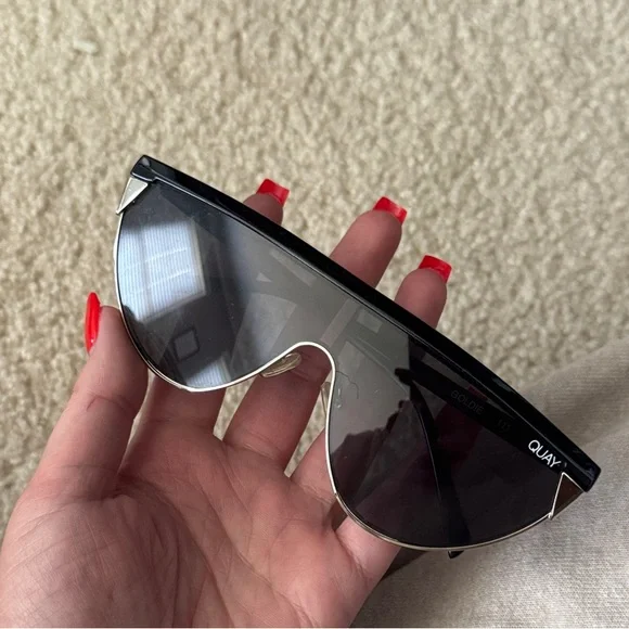 Quay Australia | Accessories | Quay Australia Black And  display picture 1